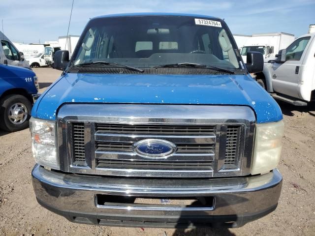 2014 Ford Econoline E350 Super Duty Wagon