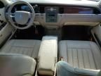 2005 Lincoln Town Car Signature