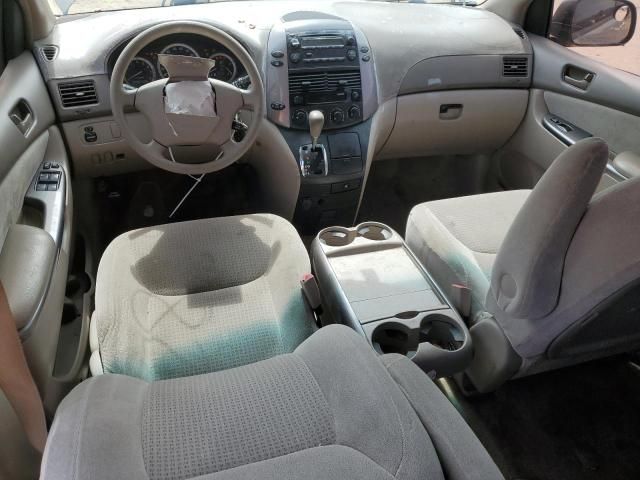 2009 Toyota Sienna CE