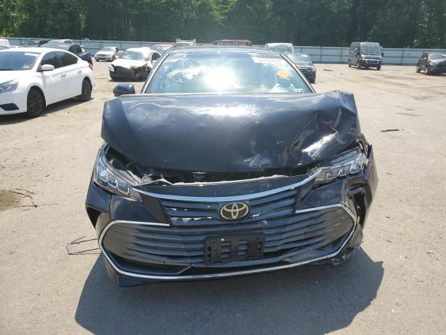 2020 Toyota Avalon XLE