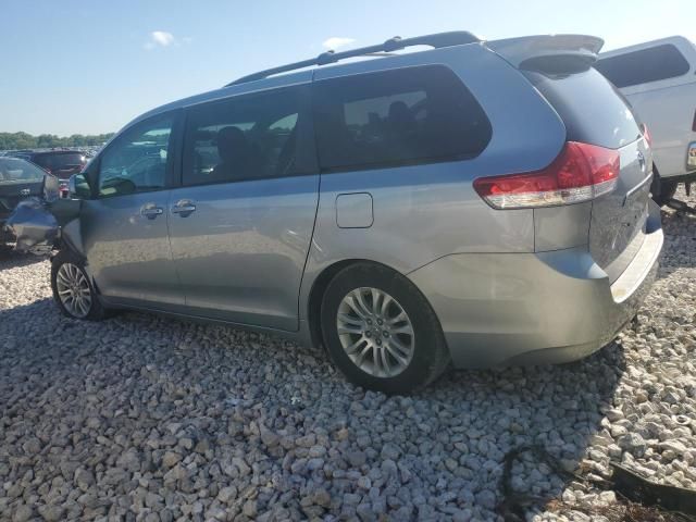 2012 Toyota Sienna XLE