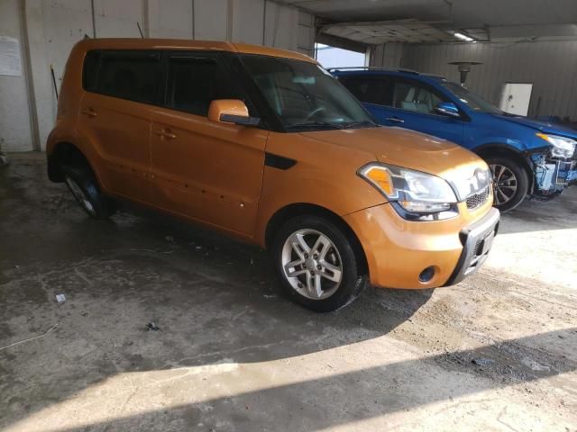 2011 KIA Soul +