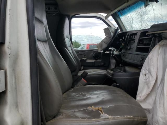 2011 Chevrolet Express G2500