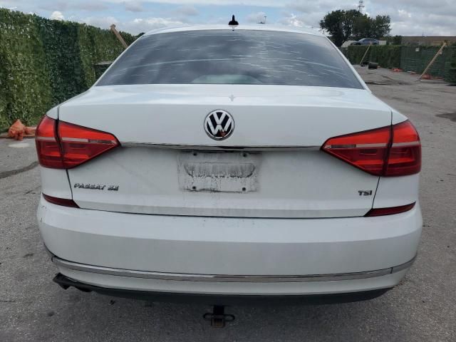 2016 Volkswagen Passat SE