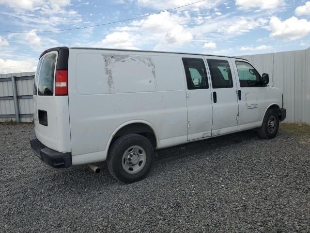 2015 Chevrolet Express G2500