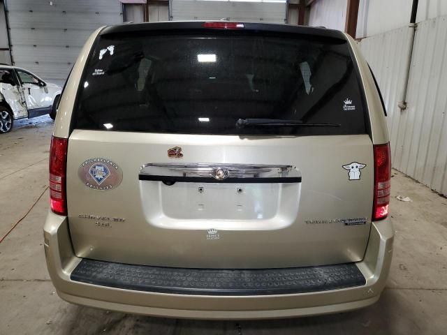 2010 Chrysler Town & Country Touring