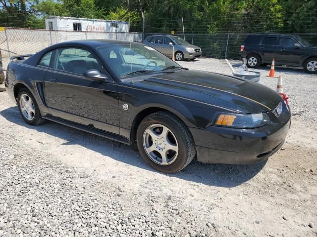 2004 Ford Mustang