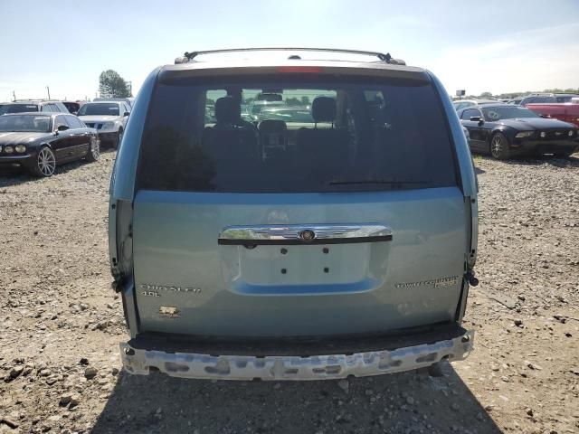 2010 Chrysler Town & Country Limited