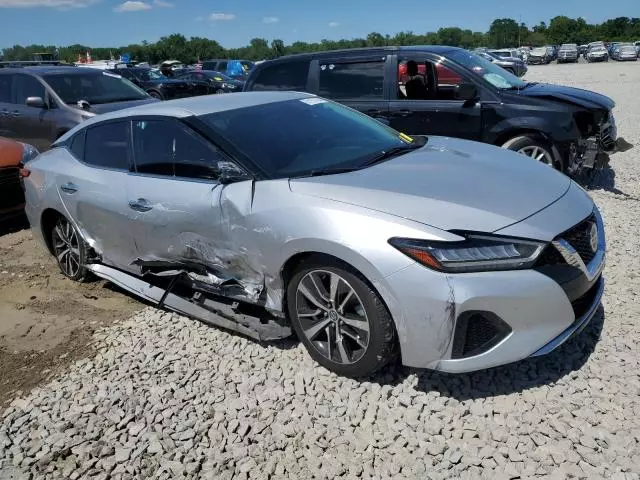 2022 Nissan Maxima SV