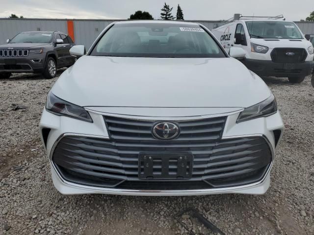 2019 Toyota Avalon XLE