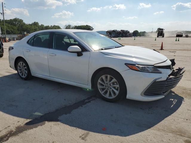 2022 Toyota Camry LE