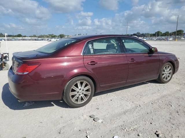 2005 Toyota Avalon XL