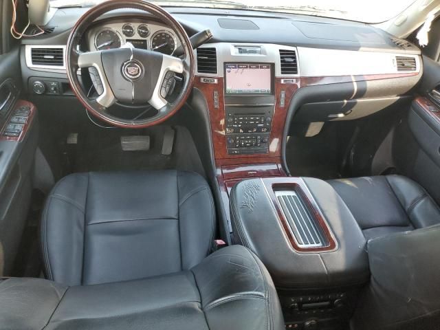 2013 Cadillac Escalade ESV Luxury