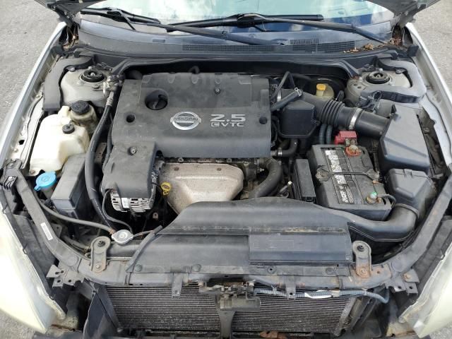 2003 Nissan Altima Base