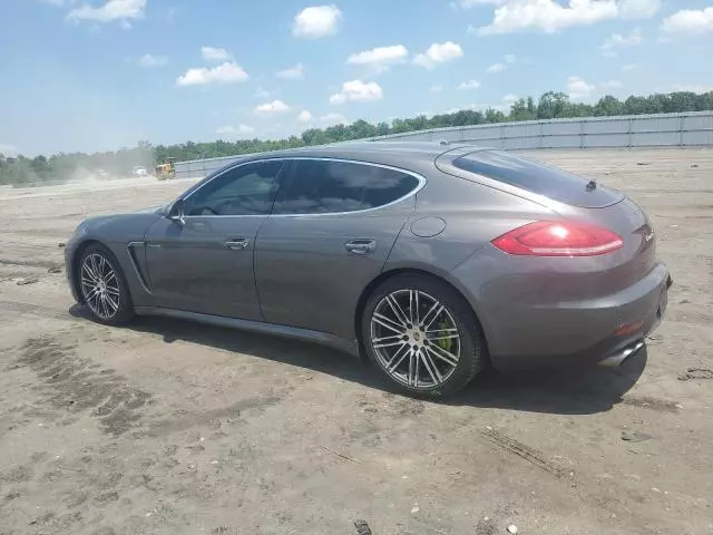 2014 Porsche Panamera S Hybrid