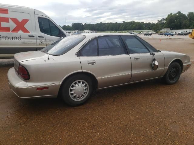 1997 Oldsmobile 88 Base