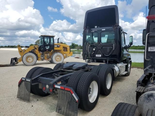 2017 Freightliner Cascadia 125