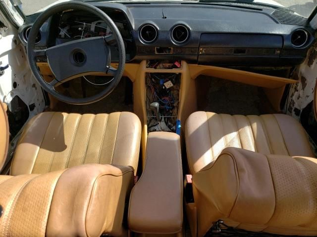 1982 Mercedes-Benz 300 DT