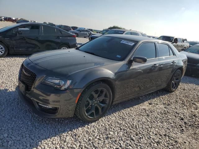 2022 Chrysler 300 Touring L