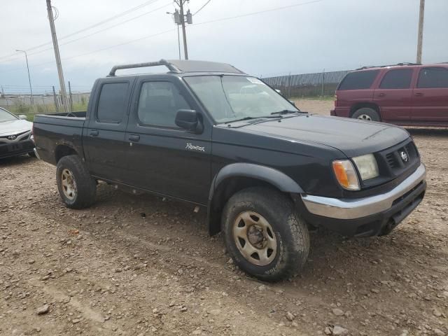 2000 Nissan Frontier Crew Cab XE