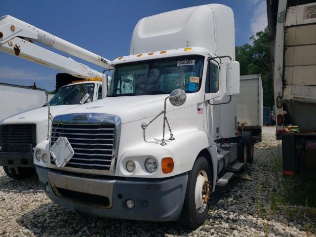 2009 Freightliner Conventional ST120