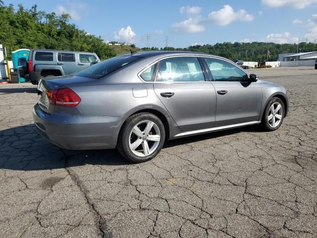 2013 Volkswagen Passat SE