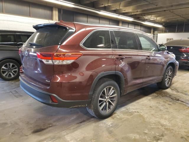 2018 Toyota Highlander SE