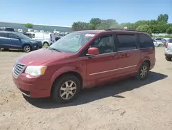 2010 Chrysler Town & Country Touring en venta en Davison, MI