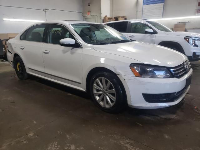 2013 Volkswagen Passat SEL