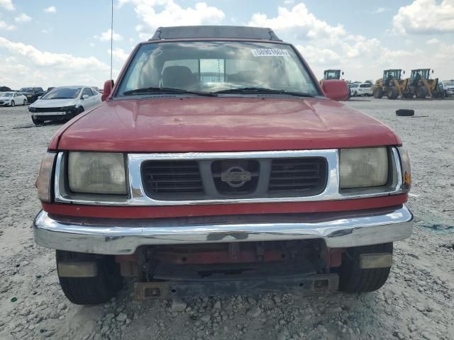 2000 Nissan Frontier Crew Cab XE