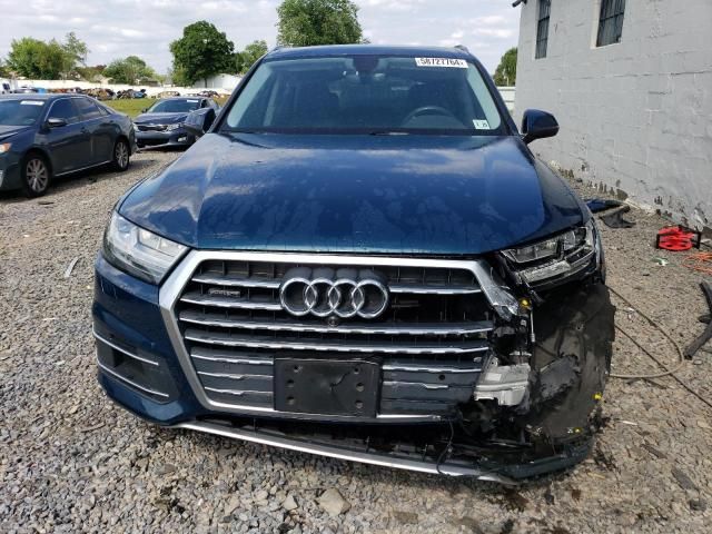 2019 Audi Q7 Premium