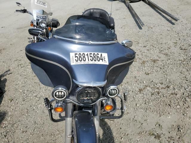 2003 Harley-Davidson Flhtcui