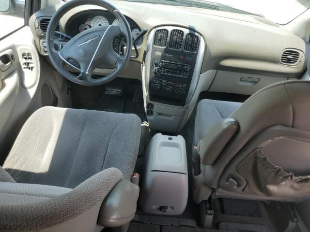 2006 Chrysler Town & Country Touring