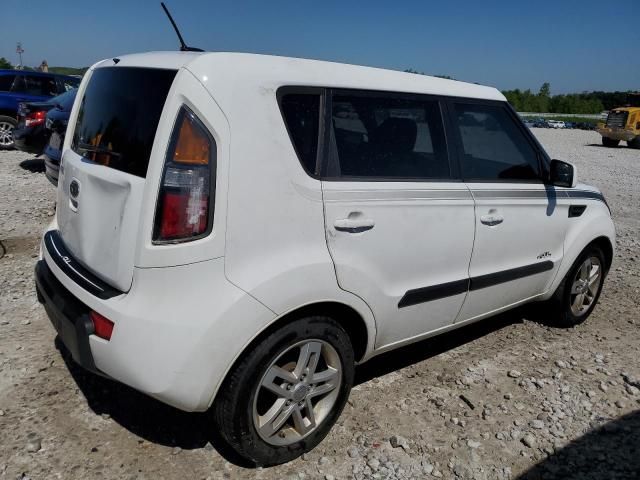 2011 KIA Soul +