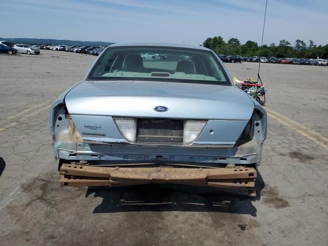 2005 Ford Crown Victoria