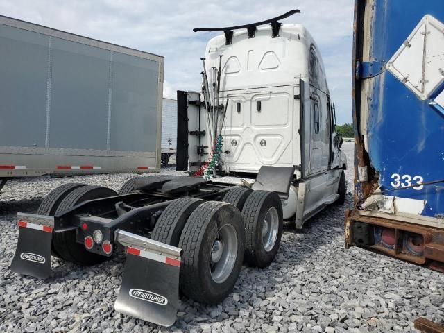 2023 Freightliner Cascadia 126