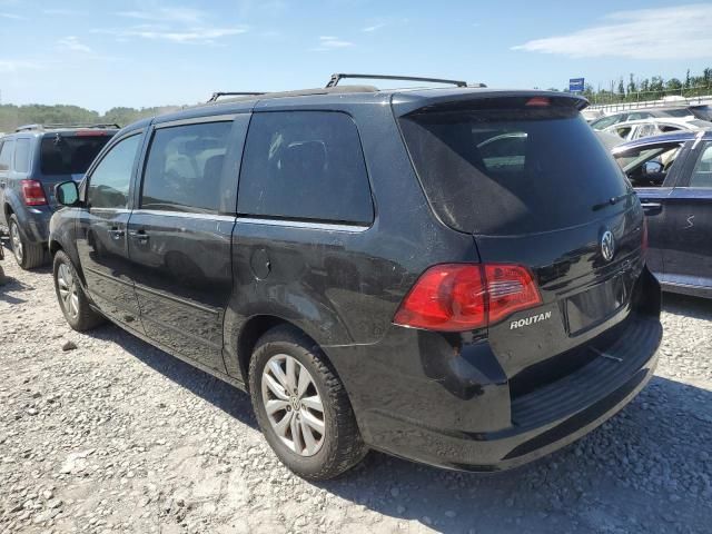 2012 Volkswagen Routan SE