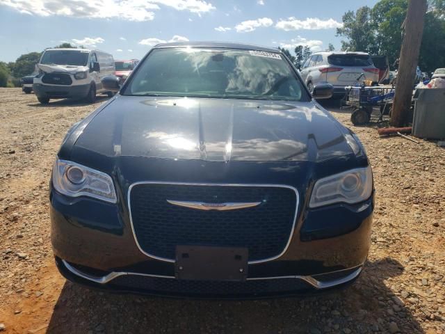 2016 Chrysler 300 Limited