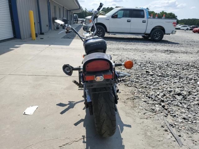 2001 Honda VT600 CD