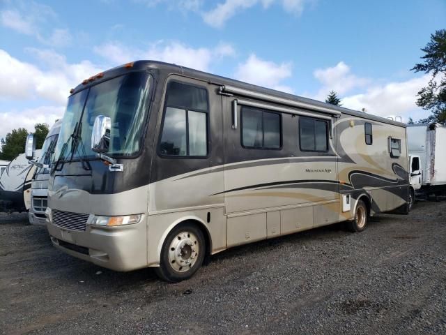 2003 Workhorse Custom Chassis Motorhome Chassis W22