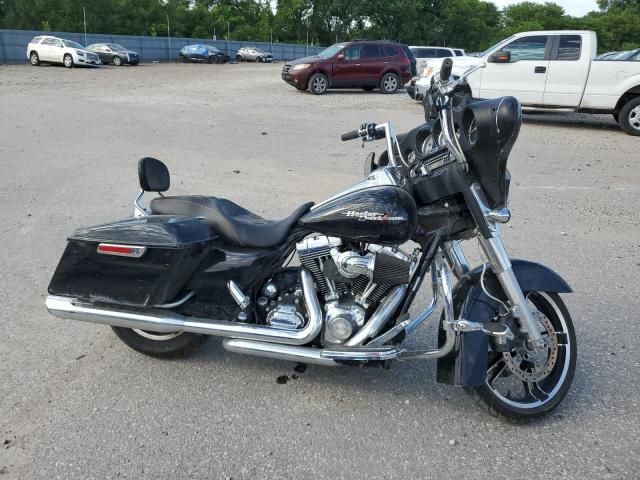 2010 Harley-Davidson Flhx