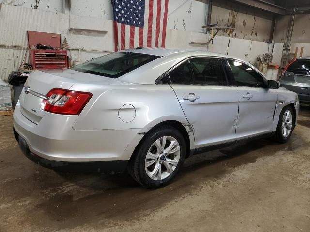 2011 Ford Taurus SEL