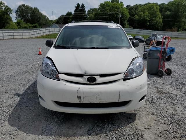 2007 Toyota Sienna CE