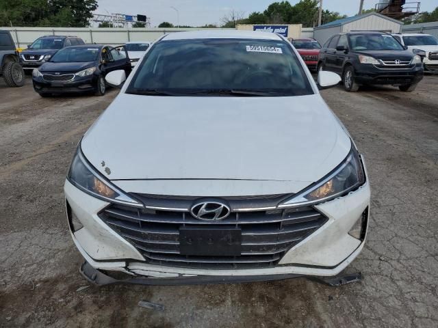 2019 Hyundai Elantra SE