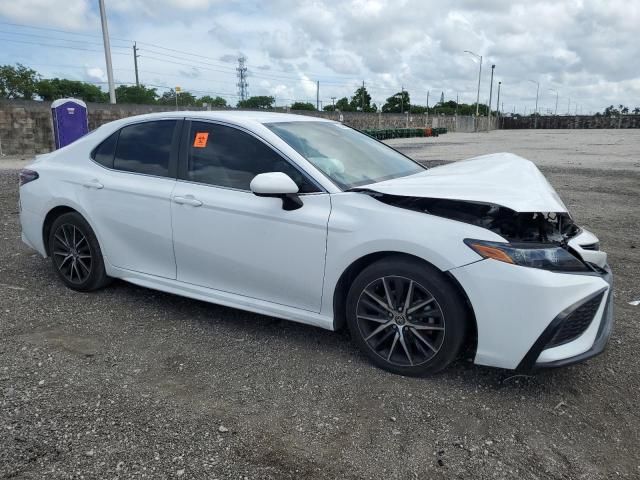 2021 Toyota Camry SE