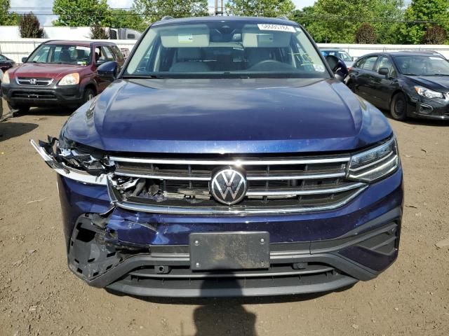 2022 Volkswagen Tiguan SE