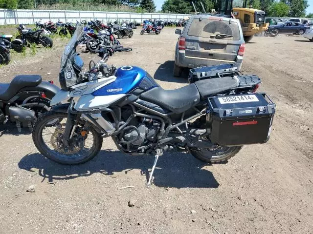 2018 Triumph Tiger 800XCX