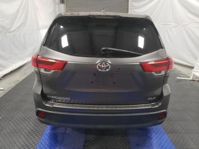 2019 Toyota Highlander SE