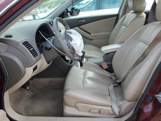 2010 Nissan Altima Base