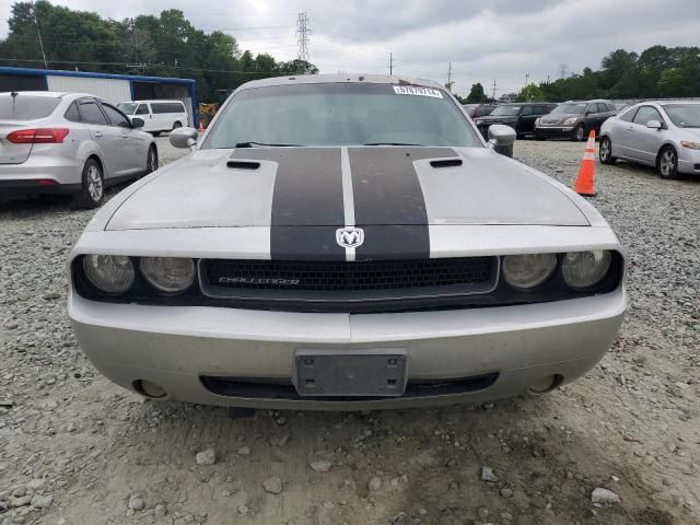 2009 Dodge Challenger SE